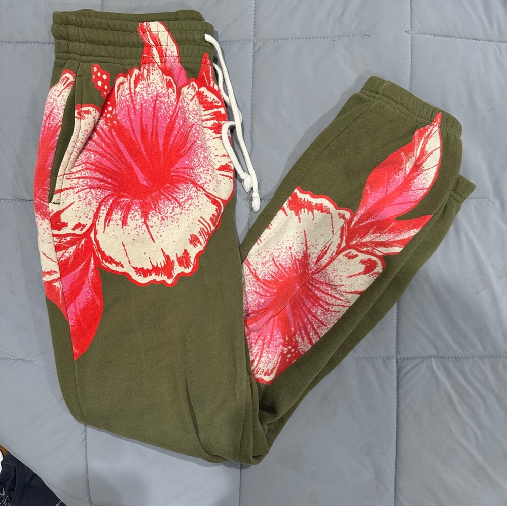Urban Outfitters Olive Jogger Pants with Bright Pink Red Floral Print
